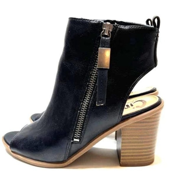 Circus By Sam Edelman Kammi Peep Toe Bootie black leather blocked heels size 6 - Picture 1 of 6